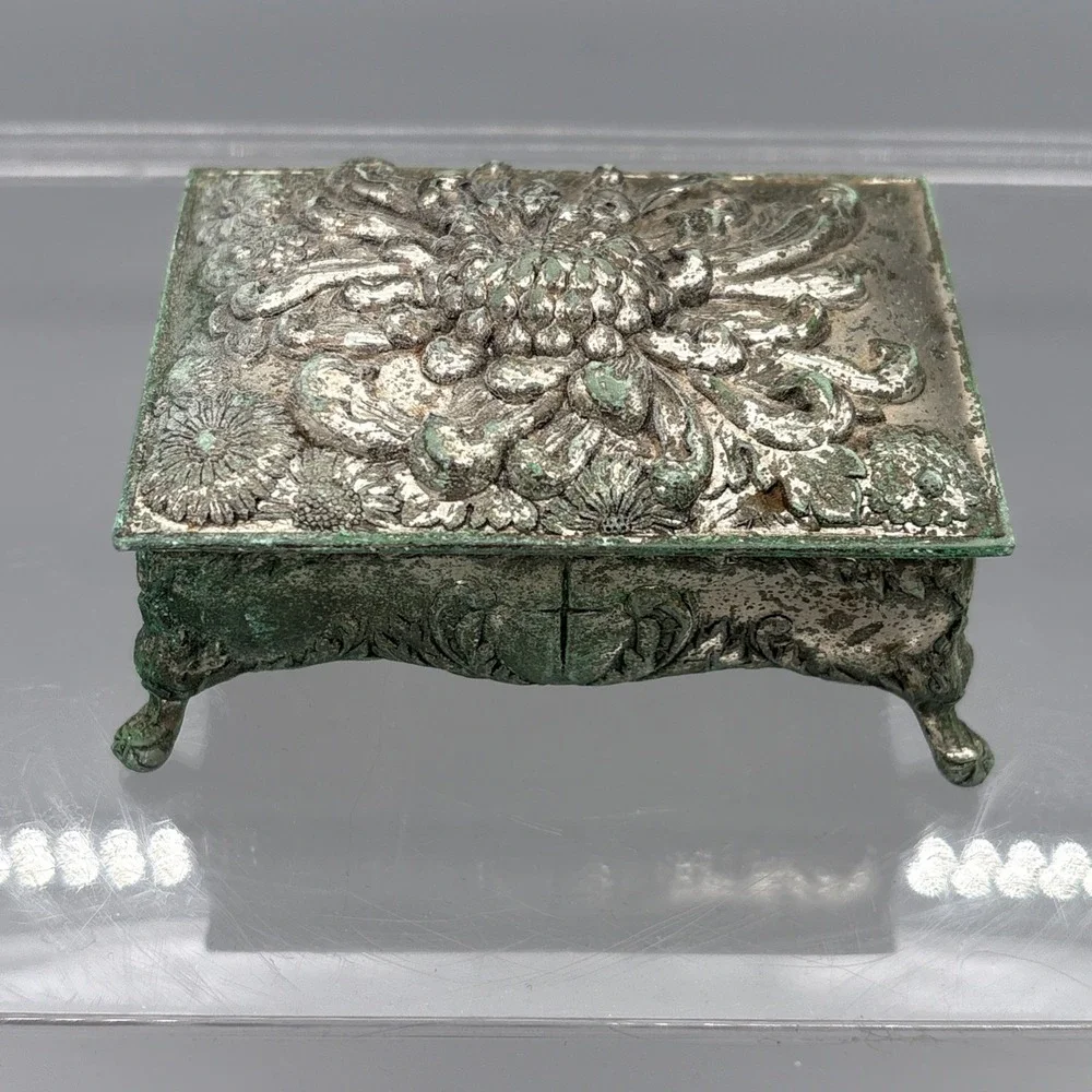 Vintage Metal Jewelry Box Trinket Footed Velvet Lining Cross Religious Patina‎